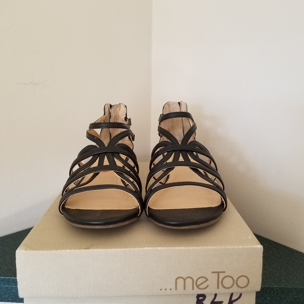 NIB me Too Size 7.5 Sofie Lo Wedge black sandal